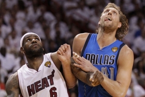 余华：去现场看了2011年总决赛 都认为热火会赢没想到独行侠4-2