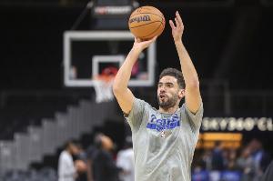 官方:尼昂左脚第四跖骨出现应力反应 两至三周内重新接受评估 官方:尼昂左脚第四跖骨出现应力反应 两至三周内重新接受评估