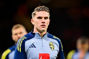 约克雷斯:上台领盖德-穆勒奖时很紧张,发表演讲让我心率爆表 约克雷斯:上台领盖德-穆勒奖时很紧张,发表演讲让我心率爆表