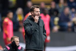 克莱维利:很多球员都有焦虑倾向,开始我也不会处理压力等问题 克莱维利:很多球员都有焦虑倾向,开始我也不会处理压力等问题