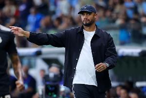 图片报谈拜仁训练情况:周一仅4名一线队球员参加,其中3名为门将 图片报谈拜仁训练情况:周一仅4名一线队球员参加,其中3名为门将