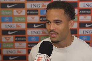 印尼无缘世界杯,小克鲁伊维特:我爸尽力了,球迷跑我这来刷下课 印尼无缘世界杯,小克鲁伊维特:我爸尽力了,球迷跑我这来刷下课