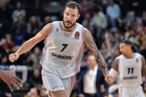 当年也是55号秀!前掘金法国籍球员洛韦尔涅转战科威特! 当年也是55号秀!前掘金法国籍球员洛韦尔涅转战科威特!