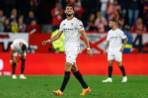 科贝:拉法-米尔因性侵指控出庭,尽管对检方不满但宣布放弃上诉 科贝:拉法-米尔因性侵指控出庭,尽管对检方不满但宣布放弃上诉