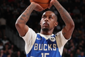 美记:雄鹿将裁掉双向合同球员贾马里-布耶 为字母弟腾阵容空间 美记:雄鹿将裁掉双向合同球员贾马里-布耶 为字母弟腾阵容空间