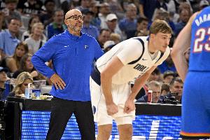 基德谈首发:上华盛顿能建立起好的防守 下一场可能会继续沿用 基德谈首发:上华盛顿能建立起好的防守 下一场可能会继续沿用