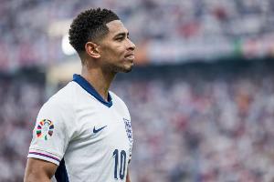 邮报:图赫尔不喜欢贝林不屑一顾的态度,他要的是团结而不是自负 邮报:图赫尔不喜欢贝林不屑一顾的态度,他要的是团结而不是自负