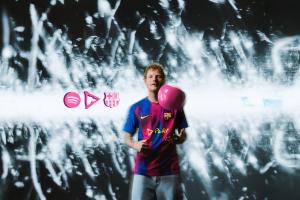 巴萨球衣第七个Spotify标志更新迎来艾德·希兰,新专辑名印胸前 巴萨球衣第七个Spotify标志更新迎来艾德·希兰,新专辑名印胸前