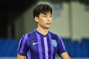 记者:谢维军和孙铭谦伤情恢复情况较好 巴顿很难赶上客战玉昆 记者:谢维军和孙铭谦伤情恢复情况较好 巴顿很难赶上客战玉昆