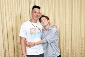 梦幻联动!林书豪作为嘉宾与欧阳靖一同现身王嘉尔澳门演唱会 梦幻联动!林书豪作为嘉宾与欧阳靖一同现身王嘉尔澳门演唱会