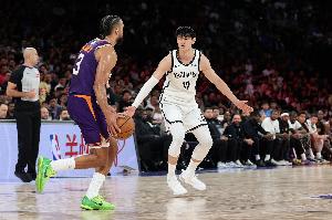 还好早有准备!北京男篮此前为曾凡博预注册 今日小曾被篮网裁掉 还好早有准备!北京男篮此前为曾凡博预注册 今日小曾被篮网裁掉