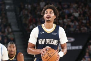 23.8%三分命中率!鹈鹕三分21投仅5中!半场结束落后火箭1分! 23.8%三分命中率!鹈鹕三分21投仅5中!半场结束落后火箭1分!