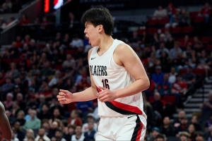 马健:杨瀚森的根本问题在于体能  这导致他进攻对抗差防守移动慢 马健:杨瀚森的根本问题在于体能  这导致他进攻对抗差防守移动慢