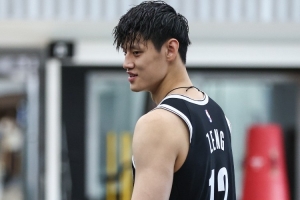 凡博被裁!媒体人:不是每个人都有第2次机会 每次尝试都是新开始 凡博被裁!媒体人:不是每个人都有第2次机会 每次尝试都是新开始