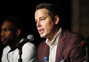 电讯报:阿森纳董事会“克伦克化”,小克伦克投入更多时间和情感 电讯报:阿森纳董事会“克伦克化”,小克伦克投入更多时间和情感