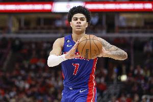 Scotto:骑士裁掉了20年7号秀基利安-海斯 Scotto:骑士裁掉了20年7号秀基利安-海斯