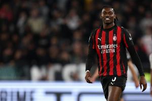 加利:莱奥错失机会应该受到批评,在中锋位置他的空间更小更难踢 加利:莱奥错失机会应该受到批评,在中锋位置他的空间更小更难踢