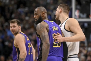 现役球员中有6人获得过至少60次三双 仅约基奇效力于非加州球队 现役球员中有6人获得过至少60次三双 仅约基奇效力于非加州球队