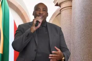 约205万人民币!南非时隔16年重返世界杯,政府开出500万兰特奖金 约205万人民币!南非时隔16年重返世界杯,政府开出500万兰特奖金