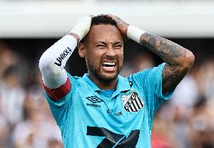 收入腰斩!福布斯:33岁内马尔本赛季收入3800万刀,上赛季1.1亿 收入腰斩!福布斯:33岁内马尔本赛季收入3800万刀,上赛季1.1亿