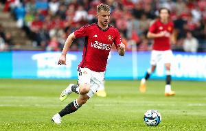 ESPN:芒特能有效施压封锁空间协助中场,这是阿莫林体系重要因素 ESPN:芒特能有效施压封锁空间协助中场,这是阿莫林体系重要因素