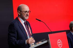 六台:中北美足联要求西班牙足协解释海外赛,并希望美国裁判执法 六台:中北美足联要求西班牙足协解释海外赛,并希望美国裁判执法