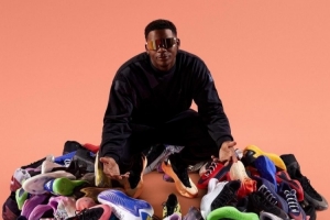 没黑幕!华子和好基友搞怪评年度最佳球鞋!候选球鞋全是他的AE 1 没黑幕!华子和好基友搞怪评年度最佳球鞋!候选球鞋全是他的AE 1