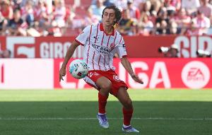 布莱恩-希尔:在经历了多次租借后,能待在信任我的俱乐部很重要 布莱恩-希尔:在经历了多次租借后,能待在信任我的俱乐部很重要