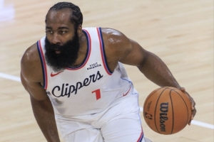 三节划水打个卡!哈登10中4&三分6中0拿到8分3板3助1断 三节划水打个卡!哈登10中4&三分6中0拿到8分3板3助1断