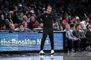 马祖拉谈教练暴打媒体:别觉得这是搞笑 我很认真 以后还会继续搞 马祖拉谈教练暴打媒体:别觉得这是搞笑 我很认真 以后还会继续搞