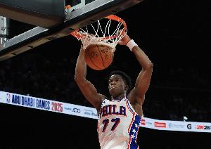 纳斯:埃奇库姆绕掩护能力最让人意外 他的球商让我印象深刻 纳斯:埃奇库姆绕掩护能力最让人意外 他的球商让我印象深刻