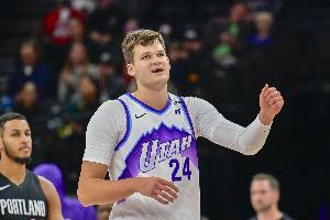 媒体人谈凯斯勒:合同年要往约基奇那路线走了?安吉如何应对 媒体人谈凯斯勒:合同年要往约基奇那路线走了?安吉如何应对