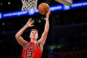 就你最铁了!许尔特三分9中2仅拿8分 另有2板5助 就你最铁了!许尔特三分9中2仅拿8分 另有2板5助