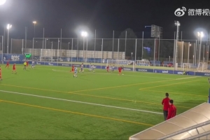 张林峒首发出战破门连续三轮收获进球,达姆U16A队1-2西班牙人 张林峒首发出战破门连续三轮收获进球,达姆U16A队1-2西班牙人