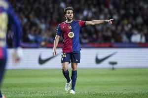 TA:巴萨后卫埃里克一度濒临离队,本赛季发挥出色坐稳主力 TA:巴萨后卫埃里克一度濒临离队,本赛季发挥出色坐稳主力