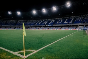 官方:欧足联拒绝将那不勒斯vs法兰克福移至中立场地的请求 官方:欧足联拒绝将那不勒斯vs法兰克福移至中立场地的请求