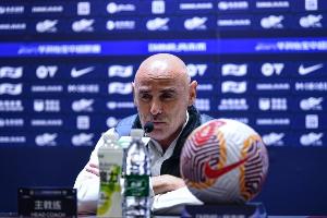 穆斯卡特:会不断为争冠做出所有努力,下周亚冠若轮换非常正常 穆斯卡特:会不断为争冠做出所有努力,下周亚冠若轮换非常正常