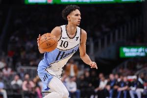 发挥出色!里萨谢出场24分钟 18中10砍下24分8篮板3助攻2抢断 发挥出色!里萨谢出场24分钟 18中10砍下24分8篮板3助攻2抢断