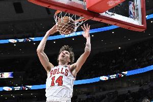 布泽利斯:本赛季我们可能会让一些人感到震惊 布泽利斯:本赛季我们可能会让一些人感到震惊