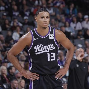 国王GM谈续约穆雷:他很全面人品出众 与球队理念高度契合 国王GM谈续约穆雷:他很全面人品出众 与球队理念高度契合