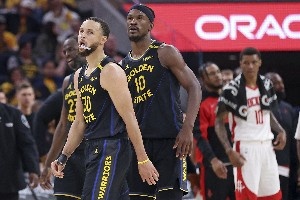 ESPN预测新赛季西部各队战绩:勇士第2 火箭第5 湖人第6 开拓者12 ESPN预测新赛季西部各队战绩:勇士第2 火箭第5 湖人第6 开拓者12