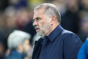 澳波不冤?2011年至今森林老板在奥林匹亚科斯解雇了24位主帅 澳波不冤?2011年至今森林老板在奥林匹亚科斯解雇了24位主帅