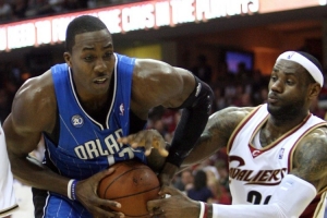 霍华德:退役后曾想过每天睡觉 入选名人堂后发现生活的美好 霍华德:退役后曾想过每天睡觉 入选名人堂后发现生活的美好