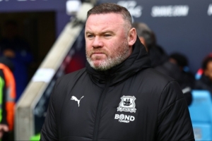 曼联旧将:鲁尼执教曼联几乎没戏,来带一带年轻前锋还是不错的 曼联旧将:鲁尼执教曼联几乎没戏,来带一带年轻前锋还是不错的