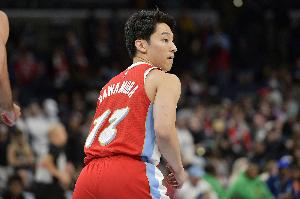 媒体人:公牛签河村勇辉一开始有票房考虑 他打G联盟比赛毫无问题 媒体人:公牛签河村勇辉一开始有票房考虑 他打G联盟比赛毫无问题