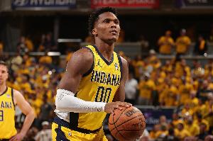 冲击力十足!马瑟林半场6中4拿到11分4篮板 冲击力十足!马瑟林半场6中4拿到11分4篮板