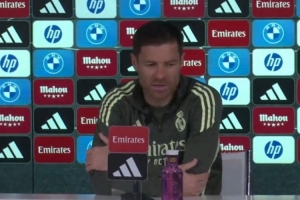 阿隆索:姆巴佩伤势无碍已进入大名单 贝林厄姆训练中非常开心 阿隆索:姆巴佩伤势无碍已进入大名单 贝林厄姆训练中非常开心