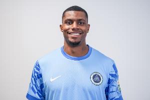 11场10球2助攻,韦斯利刷新新鹏城球员中超单赛季参与进球数纪录 11场10球2助攻,韦斯利刷新新鹏城球员中超单赛季参与进球数纪录