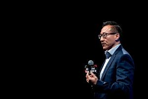 蔡崇信谈中国赛:这是一个回到家乡的机会 我们的球队非常国际化 蔡崇信谈中国赛:这是一个回到家乡的机会 我们的球队非常国际化