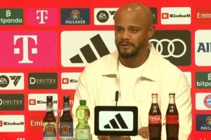 孔帕尼:凯恩不仅能进球,他在进攻组织、防守方面都做出贡献 孔帕尼:凯恩不仅能进球,他在进攻组织、防守方面都做出贡献